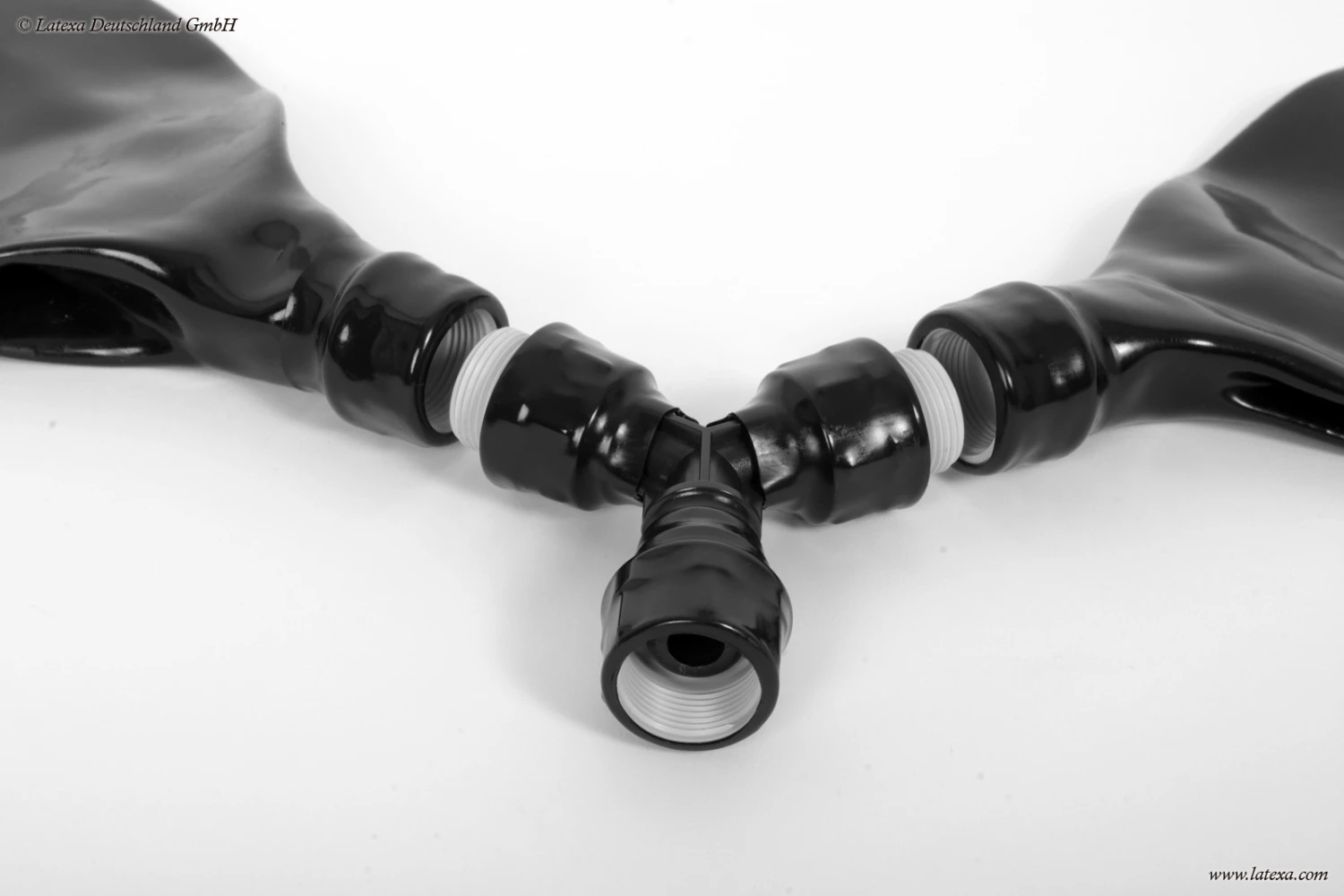 Connect Piece (2 Male + 1 Female) By Latexa 4 Connect Piece (2 Male + 1 Female) By Latexa - Afbeelding 2